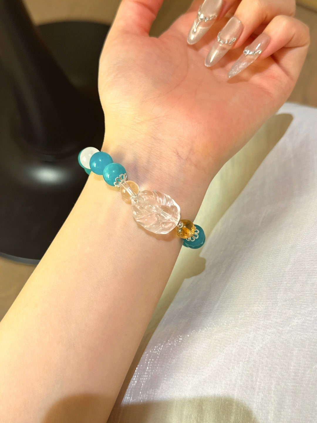 ▫️▪️ Tianhe stone white crystal nine-tailed fox bracelet